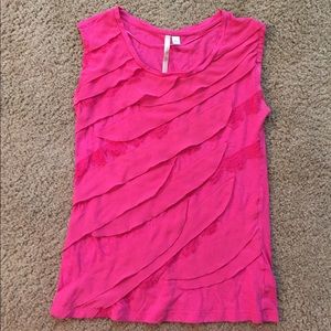 Sleeveless pink work top