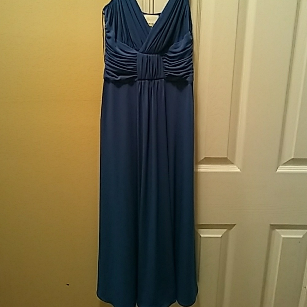 Donna Morgan spaghetti dress