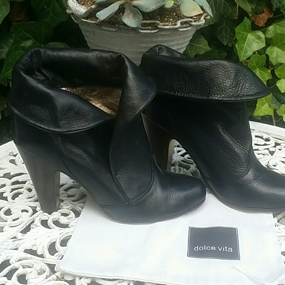 Dolce Vita Leather Ebony Boots, Sz: 8
