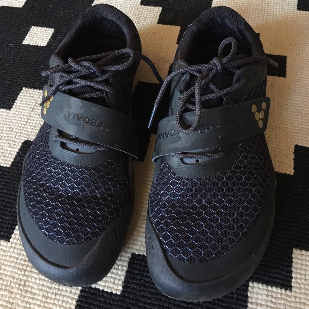 Vivobarefoot Motus sport shoe