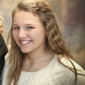 Meet your Posher, Ashley