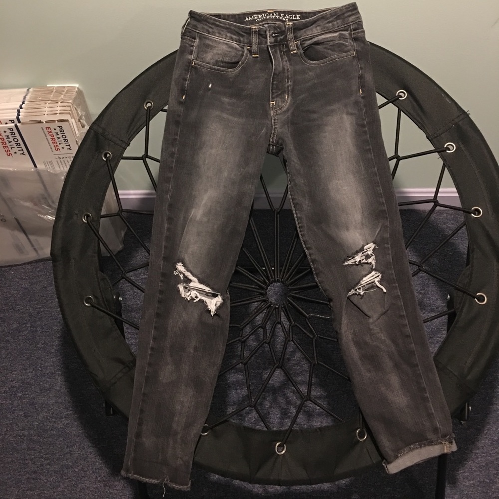 ❌❌ SOLD❌❌ American Eagle Skinny Crop Jegging