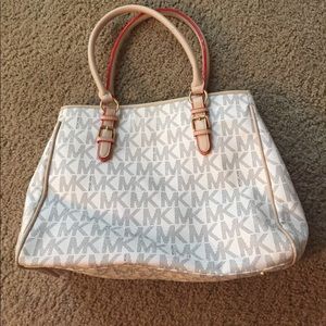 Michael Kors tote