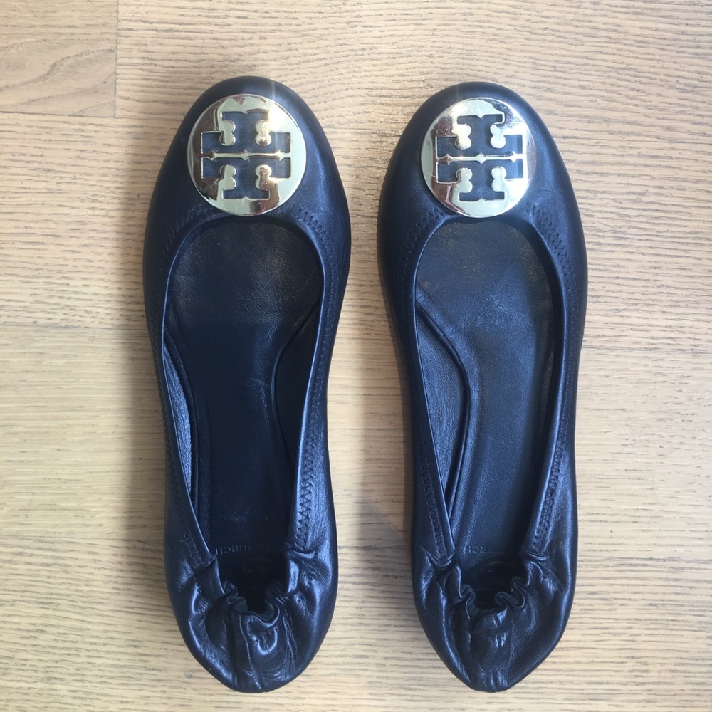 Black Tory Butch Flats size 10 W