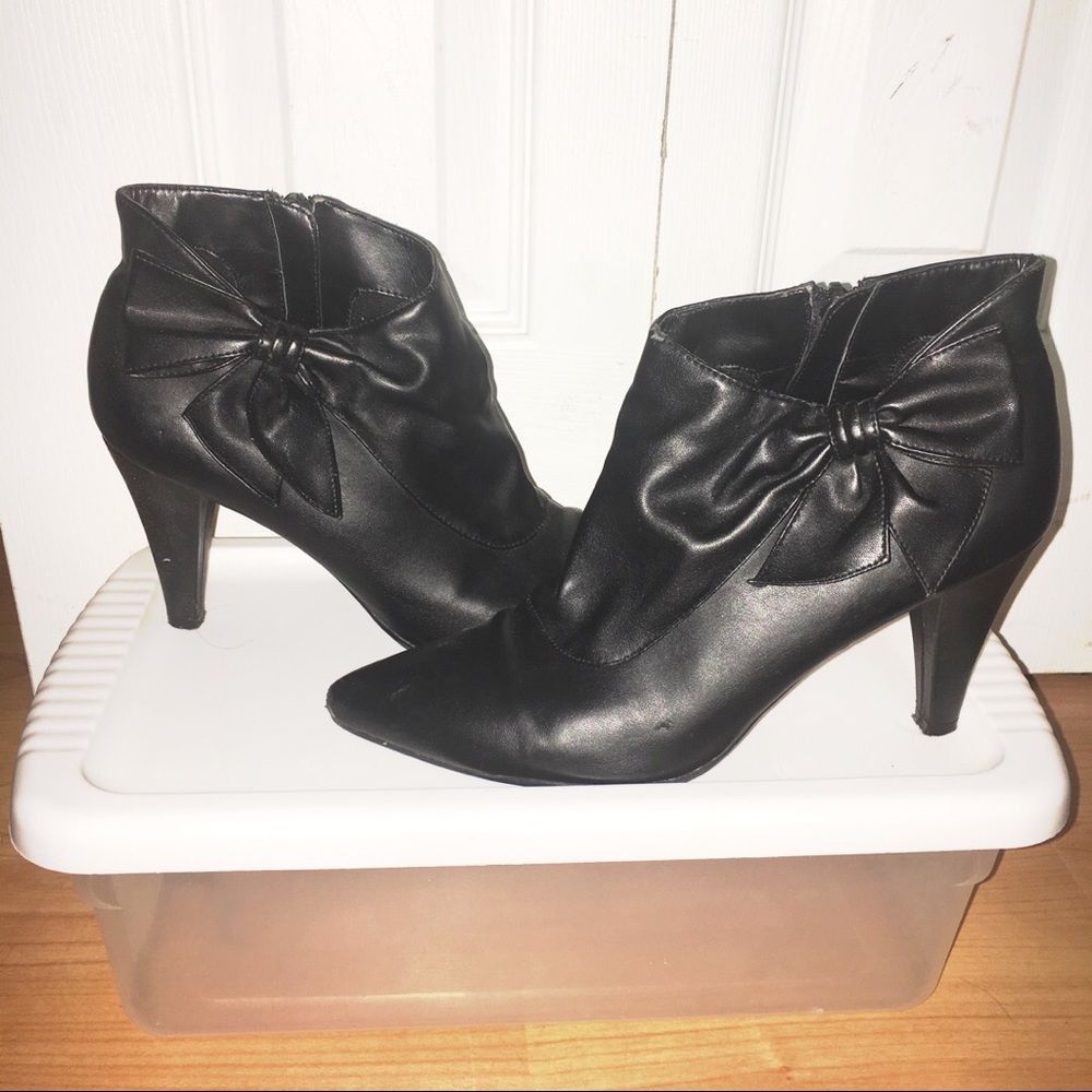 💕Black Bow Booties 🖤