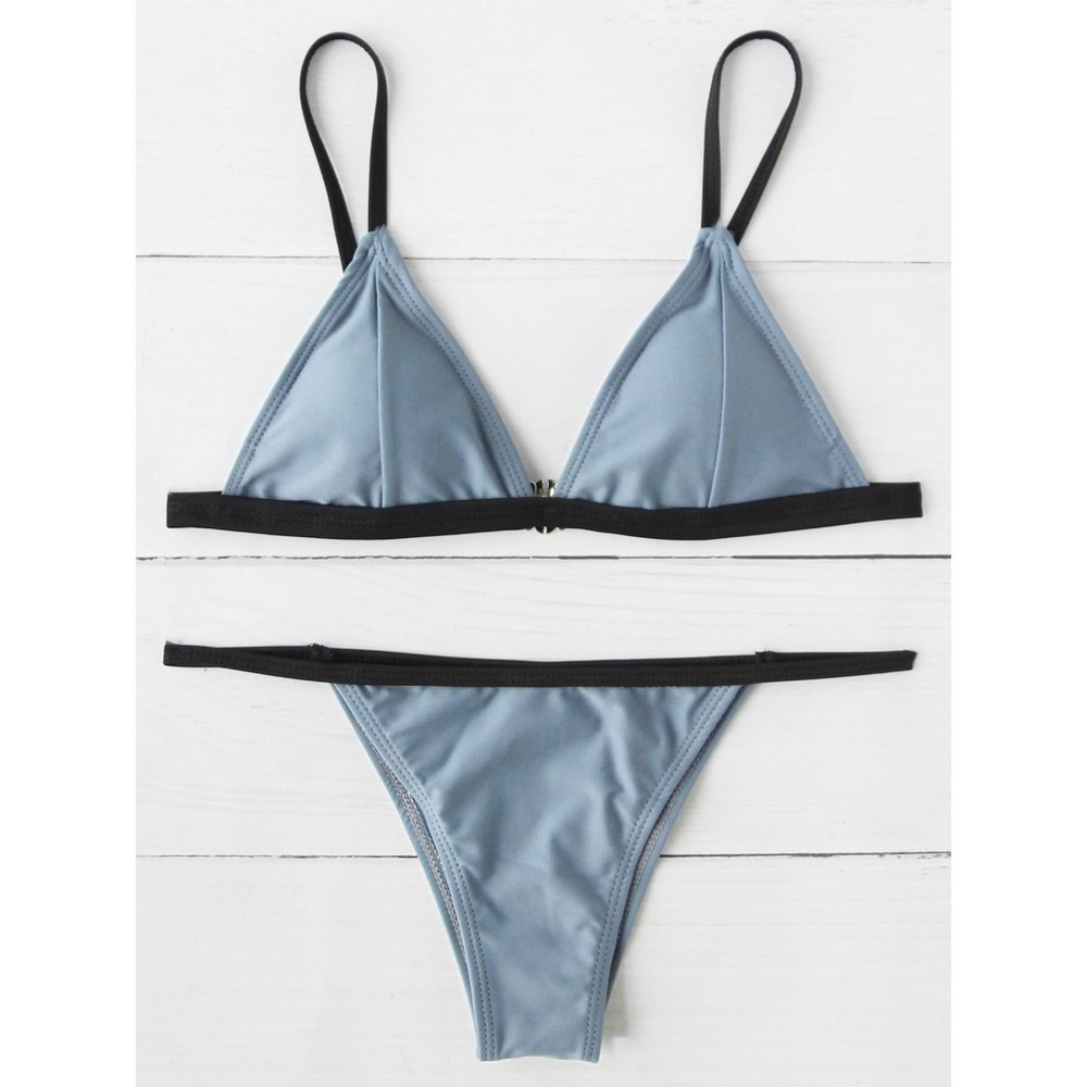 Contrast Trim Triangle Bikini Set