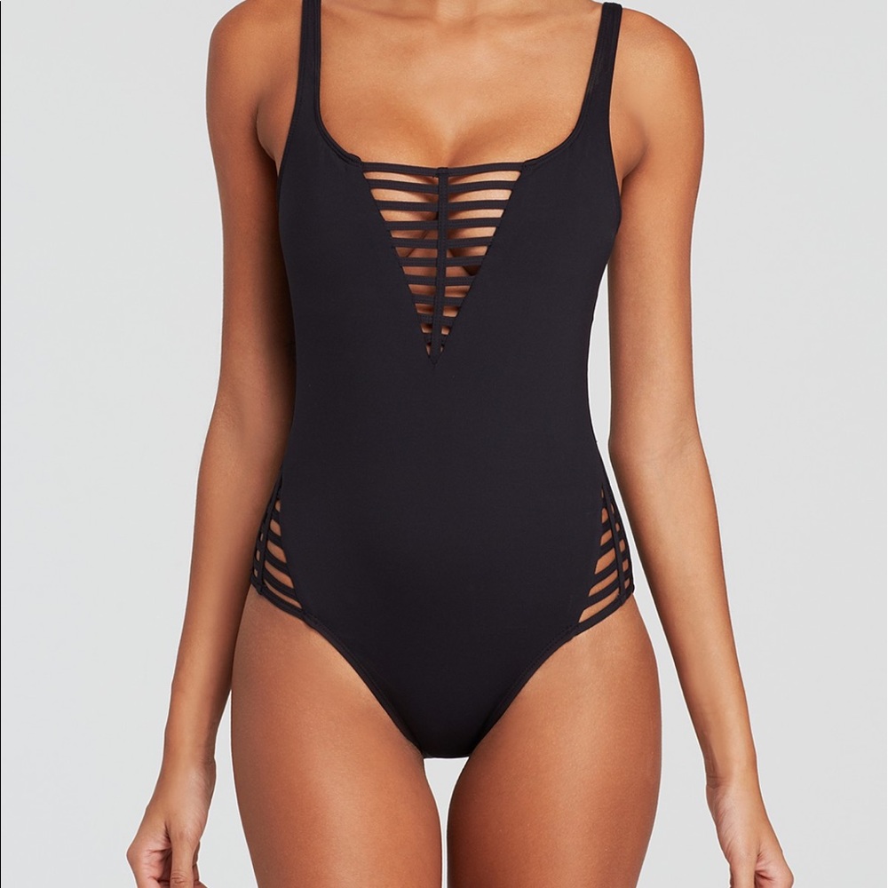 La Blanca Black Cutout One-piece Swimsuit Size 10