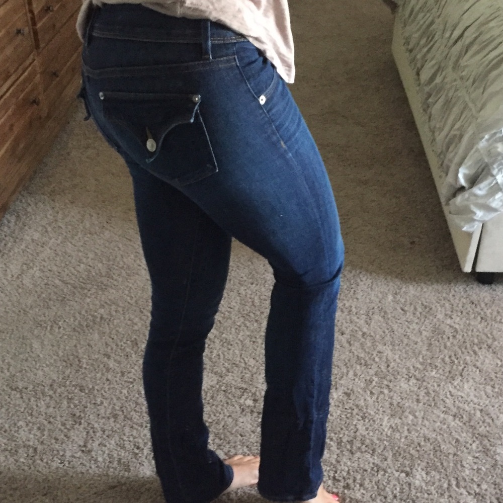 Hudson jeans sz 26 Beth baby boot mid rise