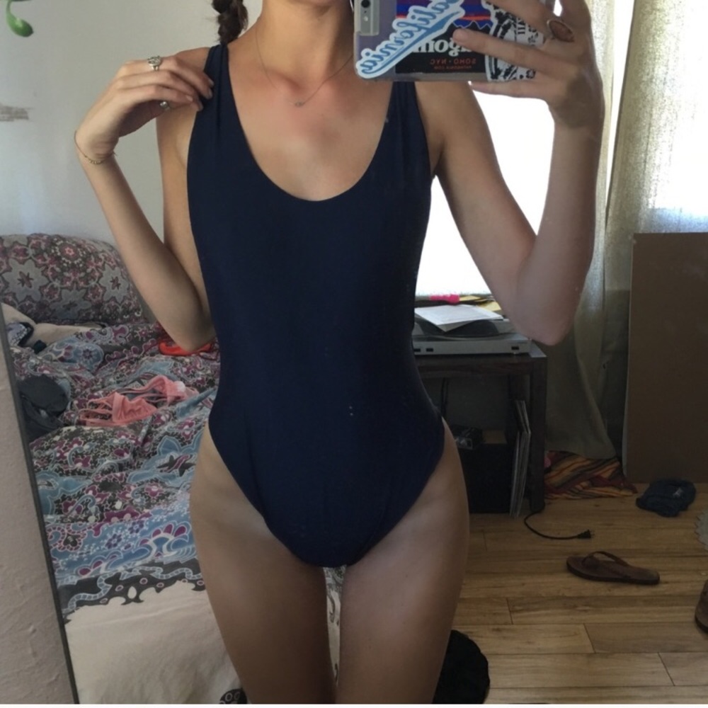 One piece swim suit