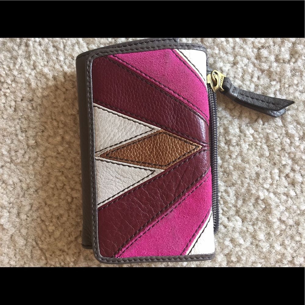 Fossil wallet