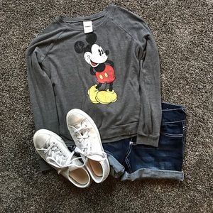 Vintage Mickey Moue Sweater Shirt