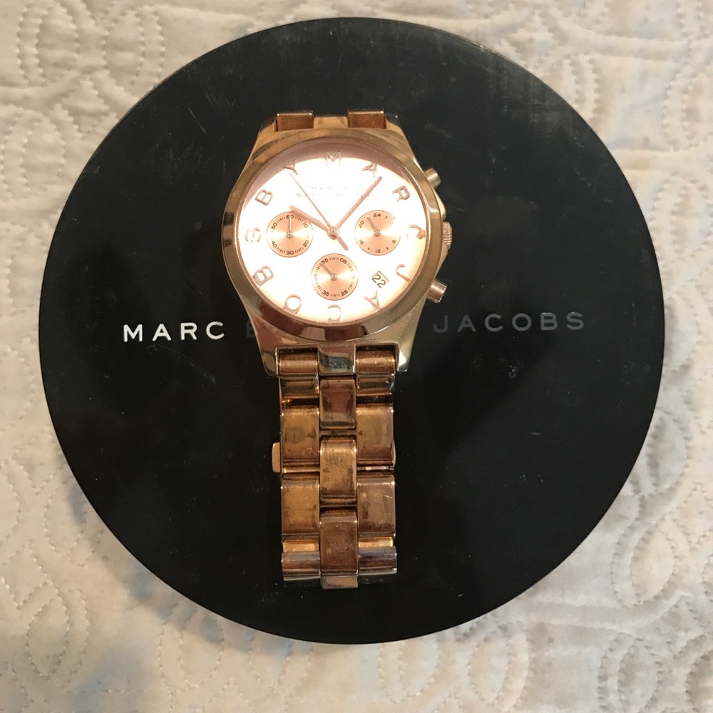 Marc Jacobs rose gold watch