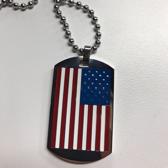 American Flag Dog Tag with 20" Chain - Picture 3 of 3