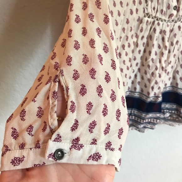 Patterned Blouse - Picture 5 of 7