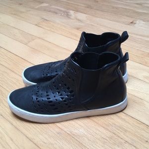 Black Geometric Cut Out Booties!