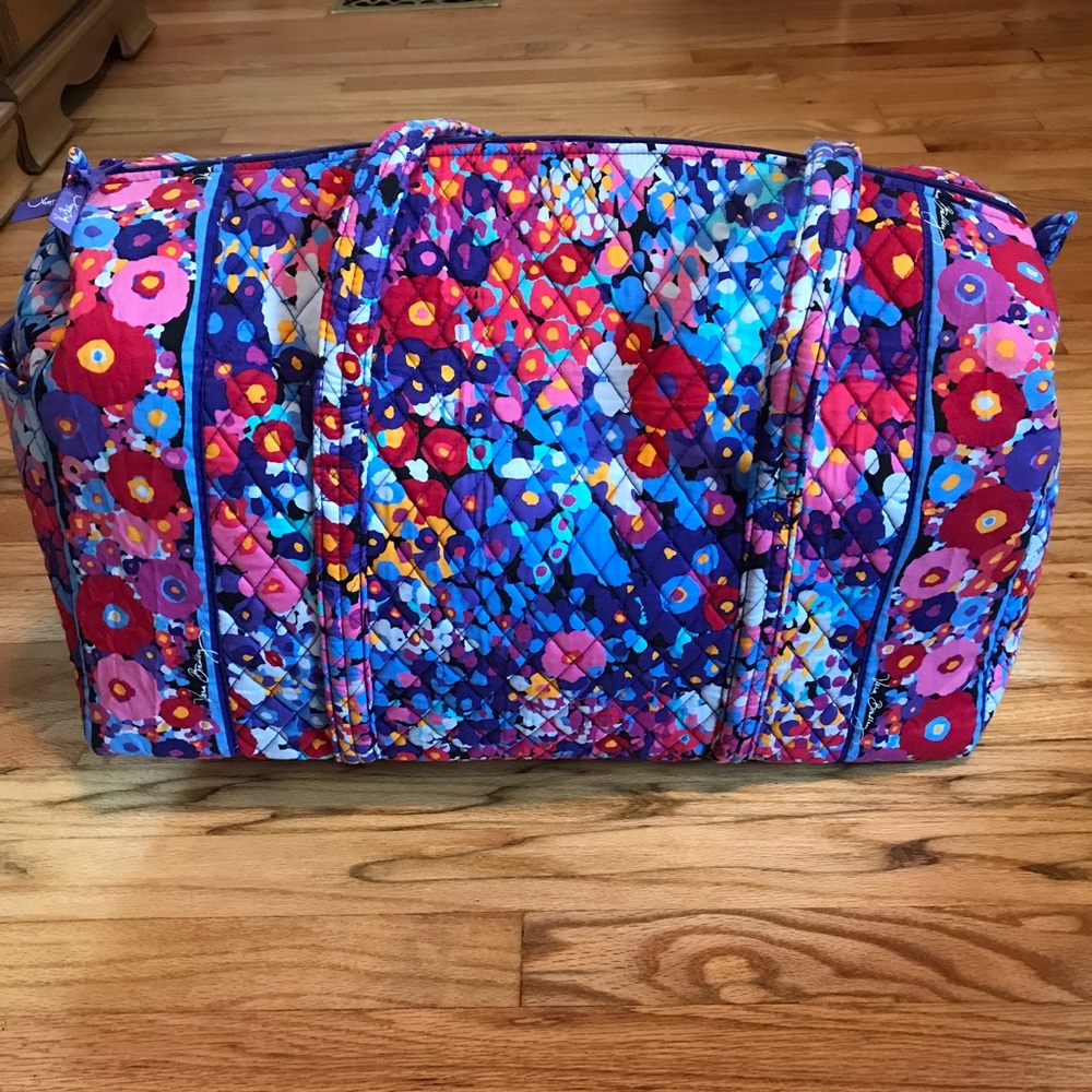 Vera Bradley Duffle Bag- ON HOLD