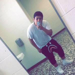 Meet your Posher, Eliseo