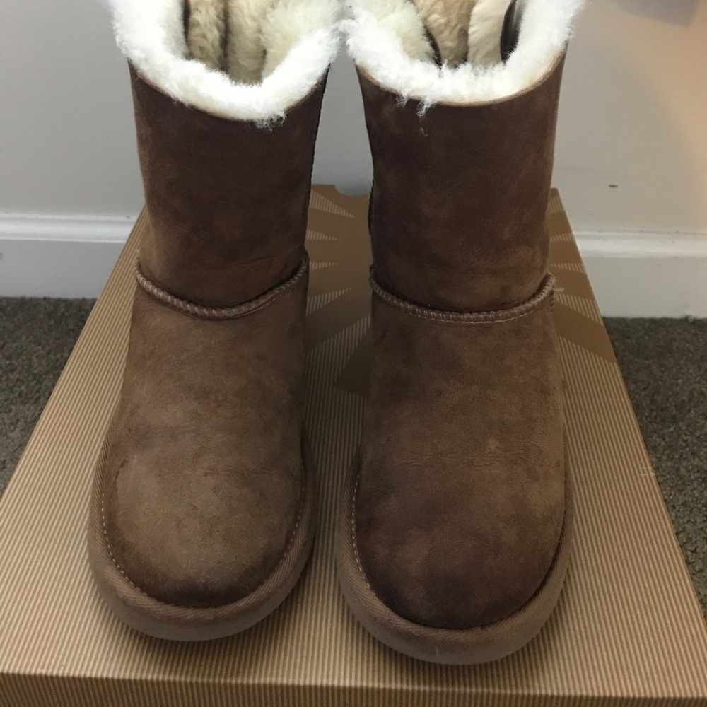 Uggs Size 4