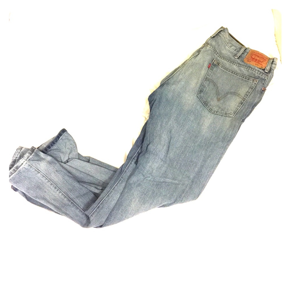 Levi Light Wash 517s
