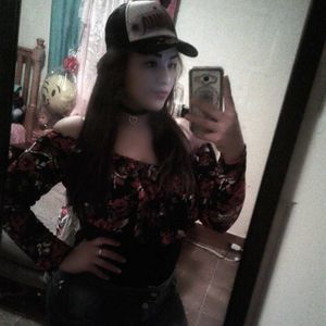 Meet your Posher, Karina