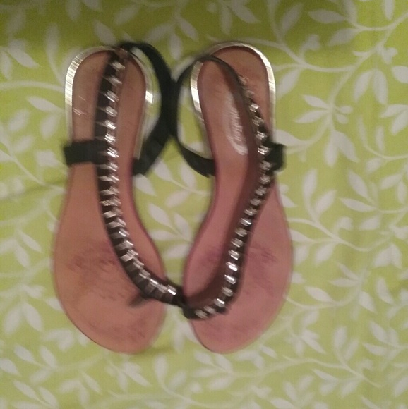 Fashionable slippers - Picture 4 of 4