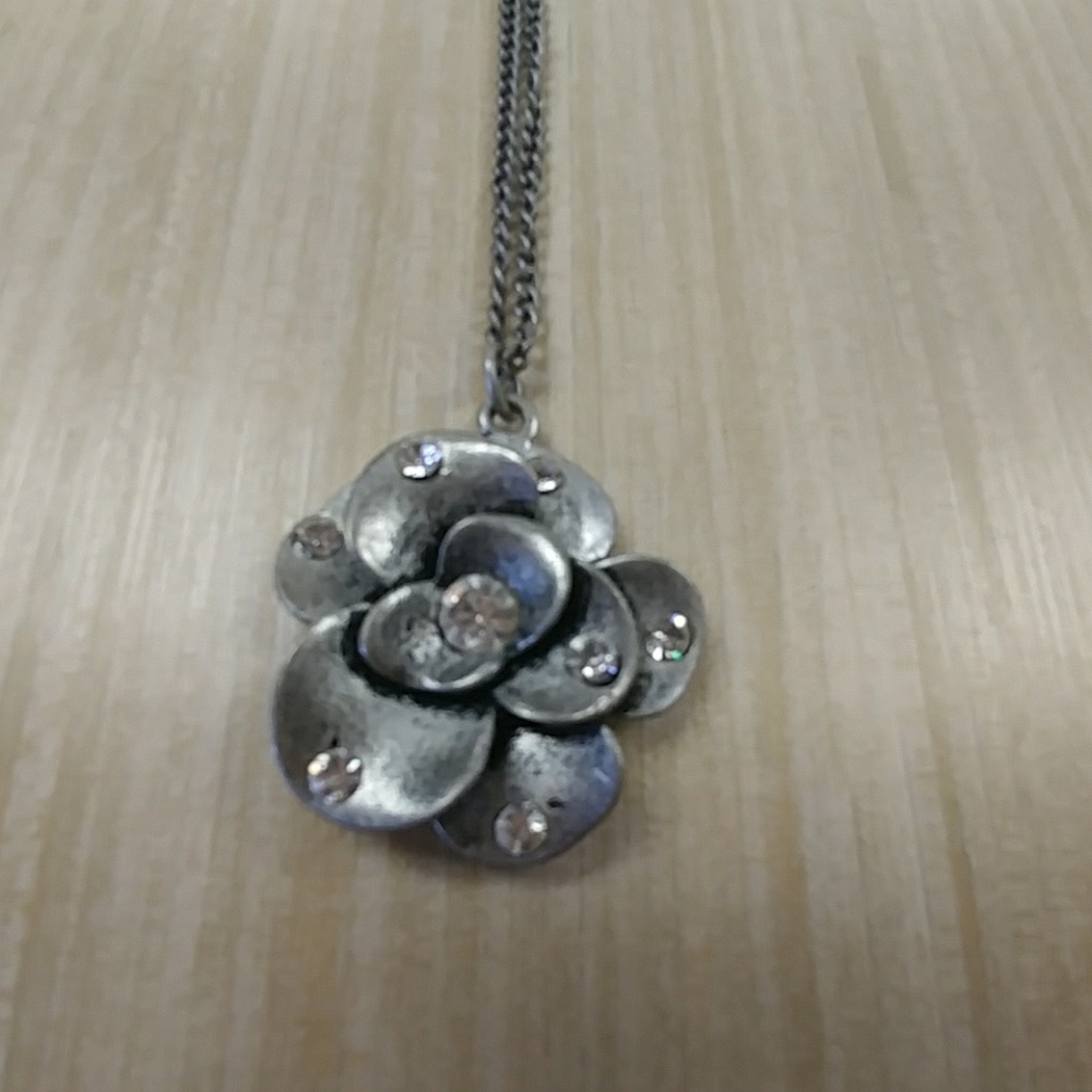 Silver Flower Bloom Necklace