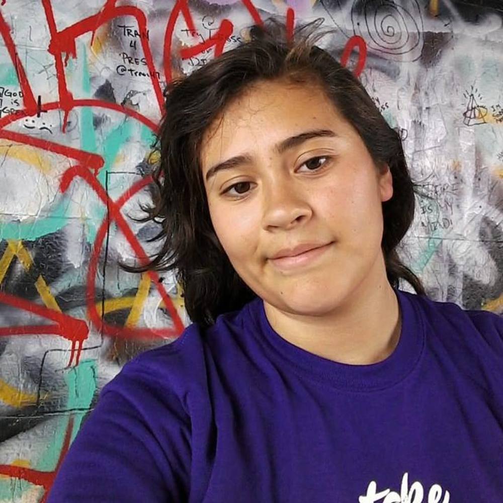 Meet your Posher, Jewlez