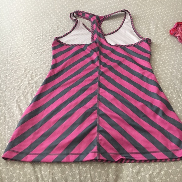 Nike workout - Picture 2 of 2