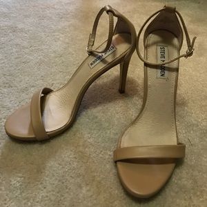 Steve Madden Nude Heels