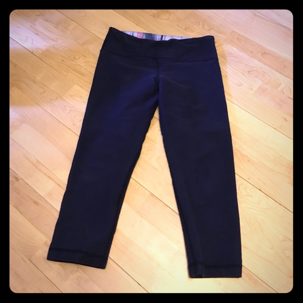 Lululemon crops