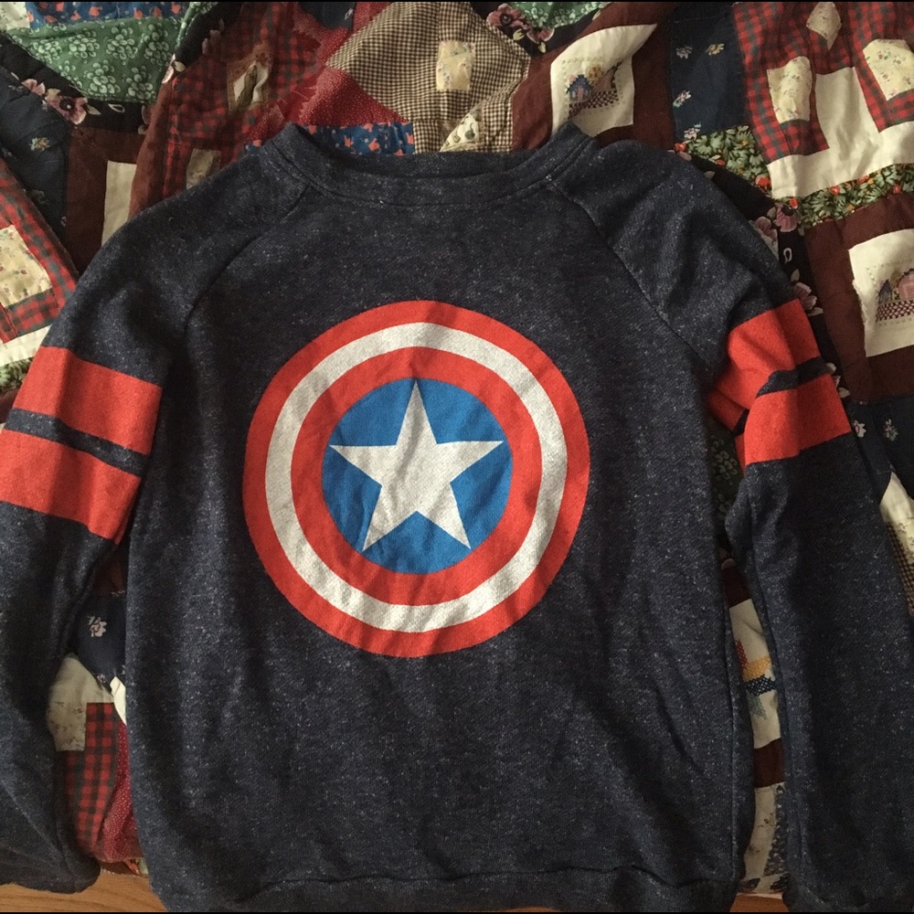 ✨FINAL PRICE✨ Captain America Sweater Top
