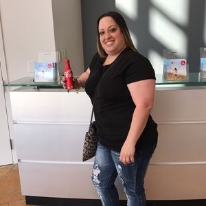 Meet your Posher, Desiree