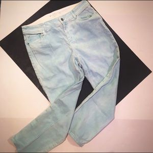 Chico's Platinum Capris with Embellished Pockets