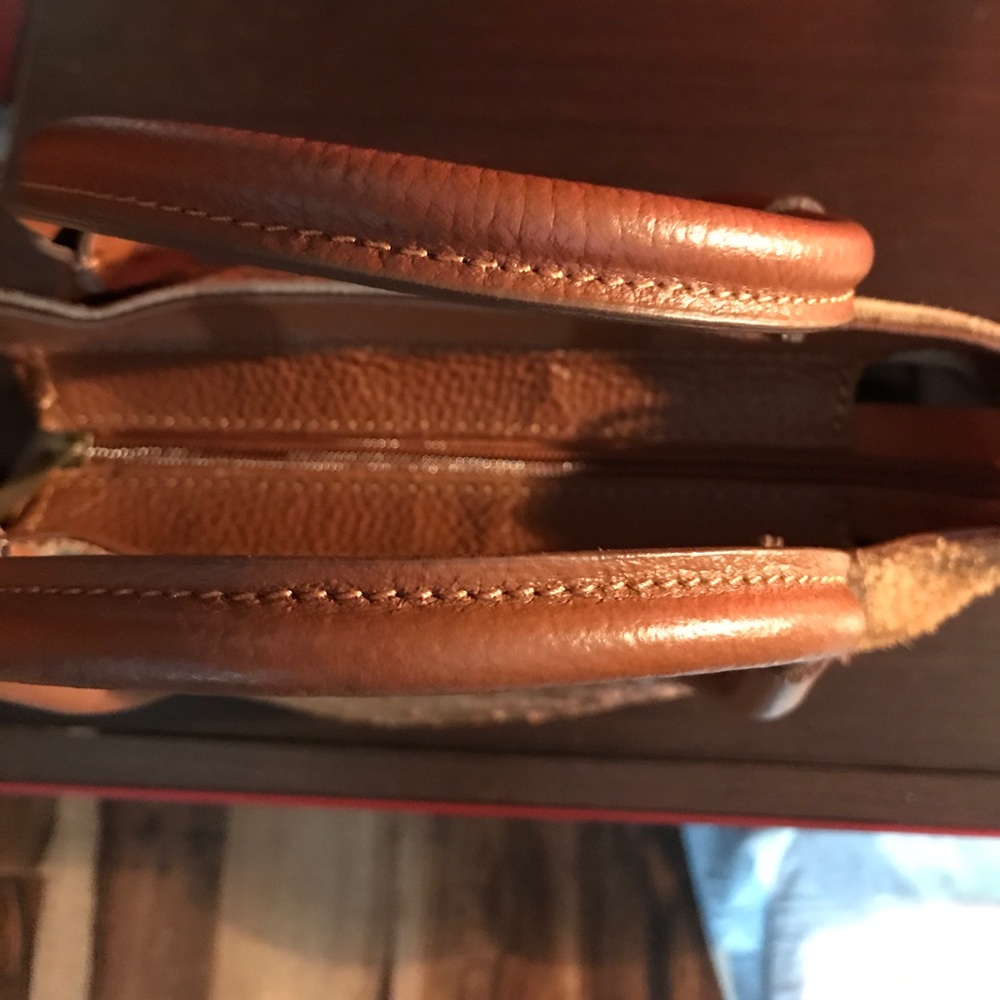 Leather and suede embossed purse 12x9, handle 5". - Picture 4 of 6