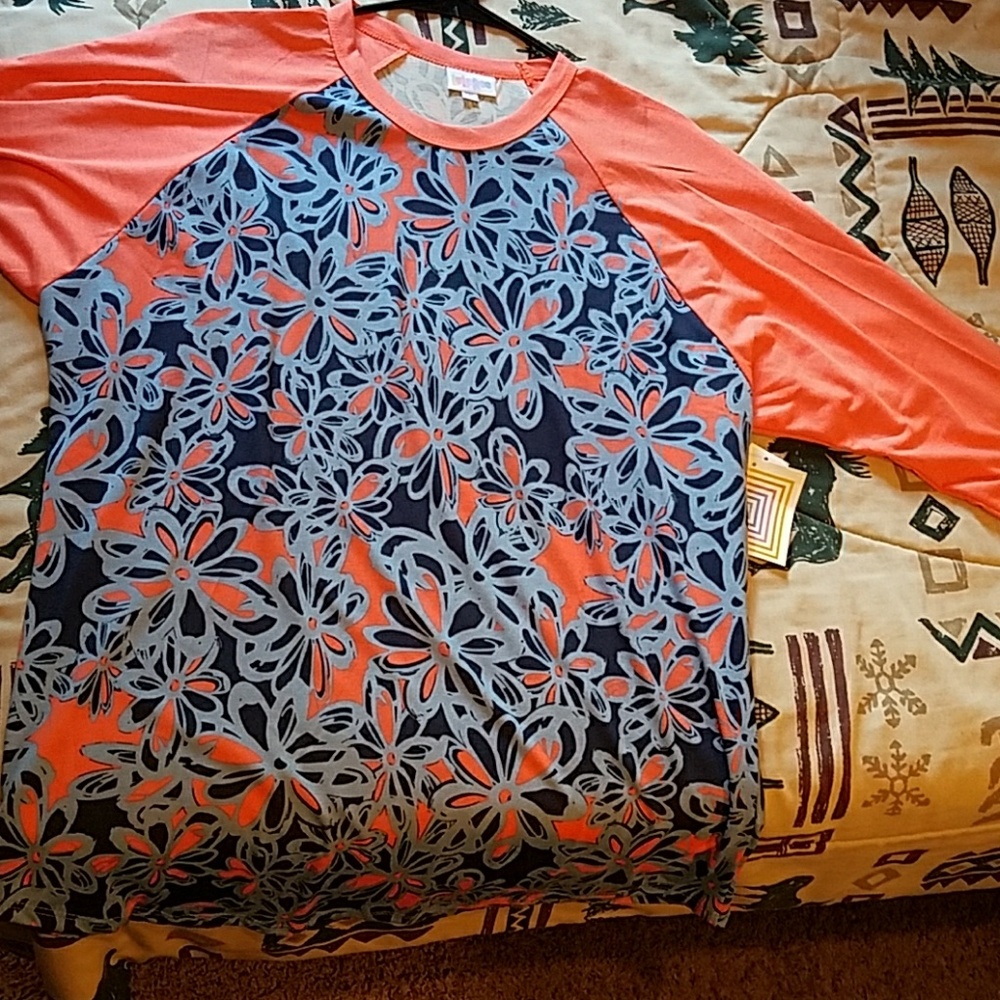 Coral 2XL Lularoe Randy shirt !