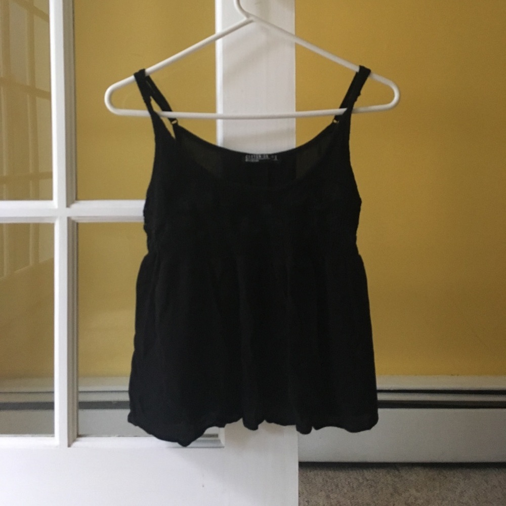 Cotton On cropped black tank