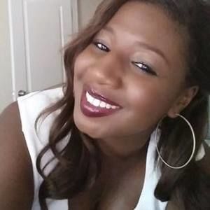 Meet your Posher, Chanel