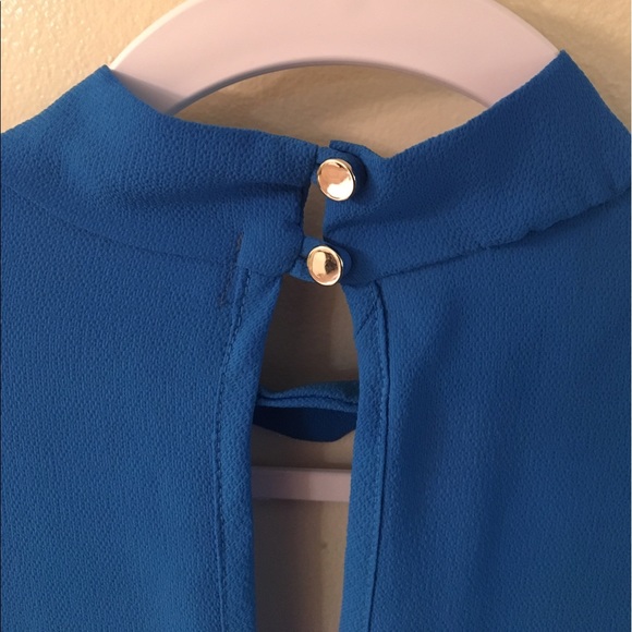 Bright blue blouse - Picture 3 of 7