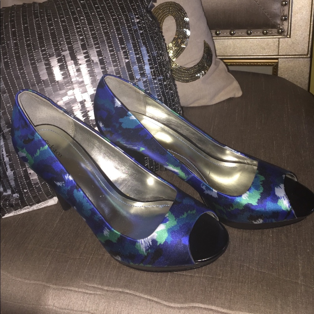 Heels!!