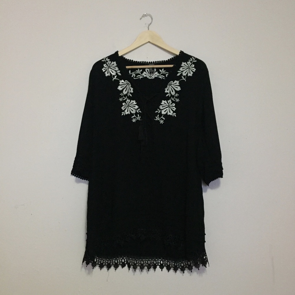Embroidered Sleeves Tunic