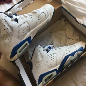 Retro Jordan Sport Blue 6's sz 4Y