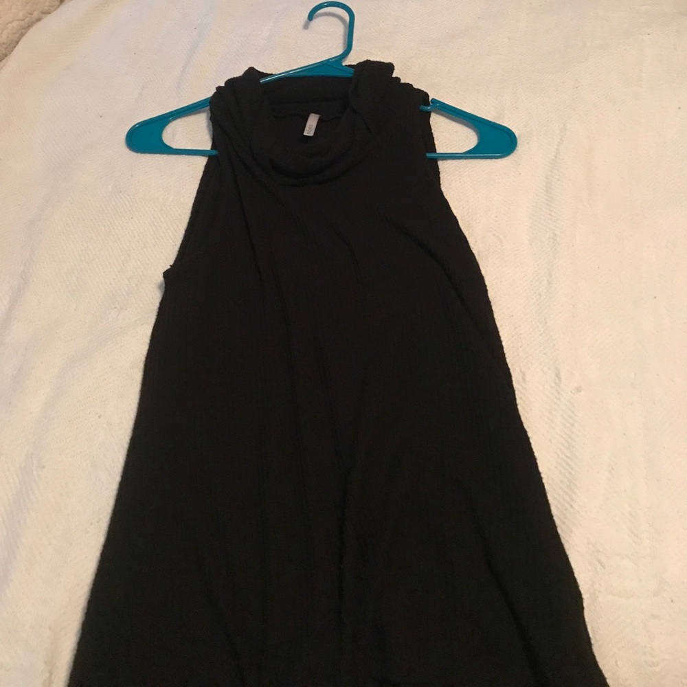 Cowl Neck Tank - Size S