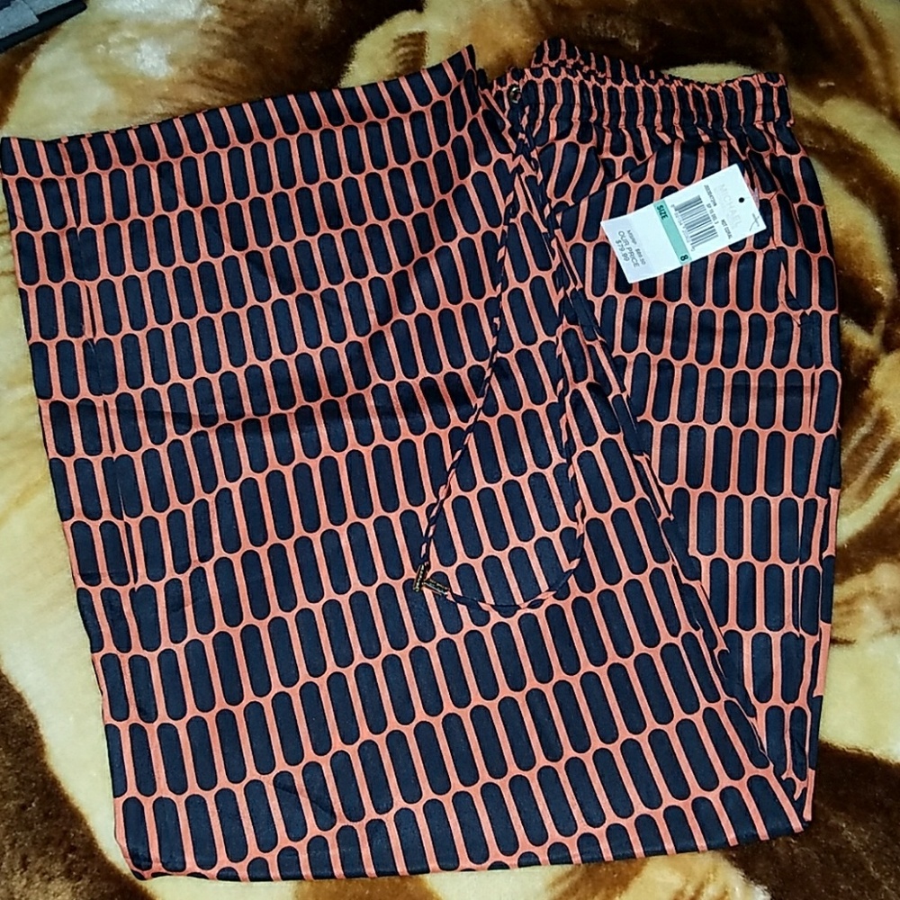 MK....Brand new, wide leg pants l.
