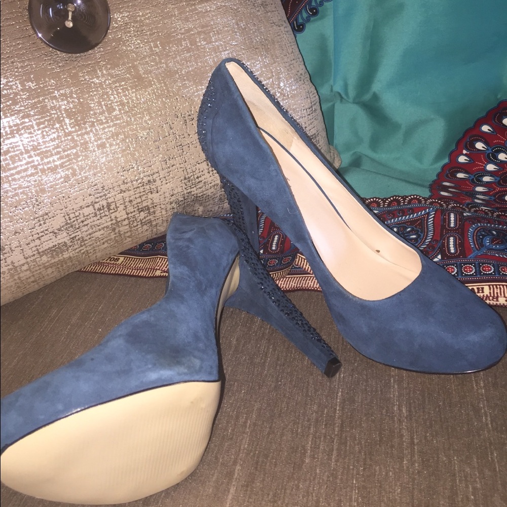 Heels!!! - Picture 2 of 4
