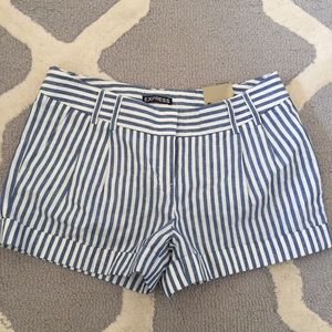 Express pinstriped short