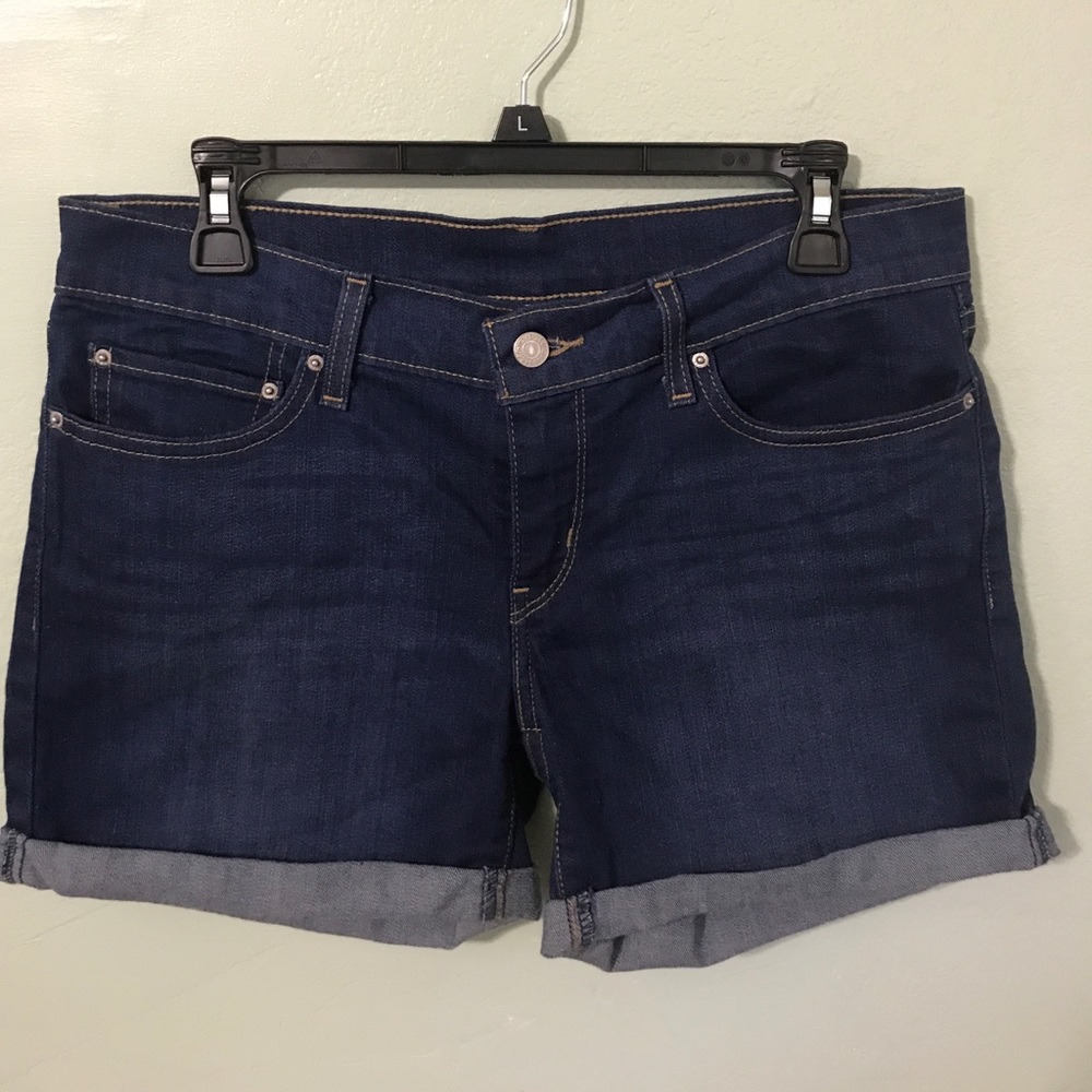 Levi's shorts!! SOLD!!!!