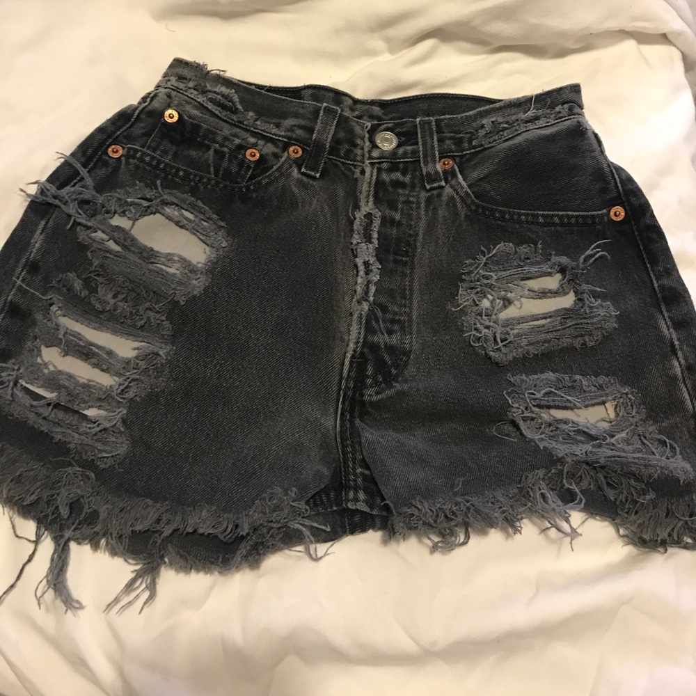 Levi high waisted shorts