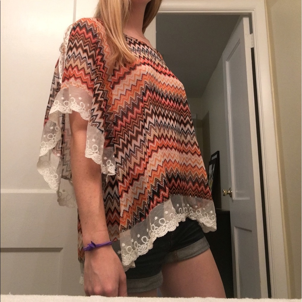 Karlie chevron blouse