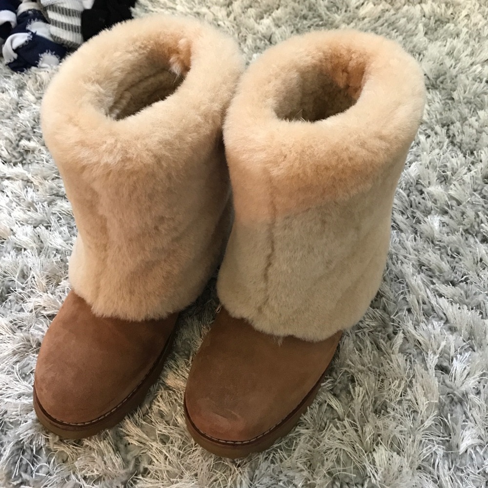 UGG Wo Patten- Chestnut Size 7