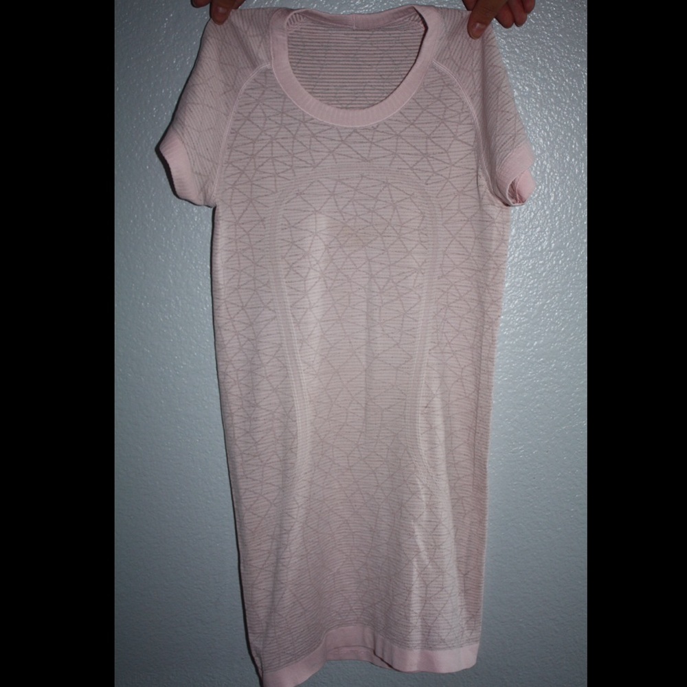 Lululemon swiftly tech tshirt